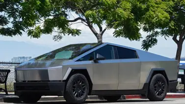 Cybertruck de Tesla explota frente al Hotel Trump de Las Vegas (+VIDEO) Cybertruck de Tesla explota frente al Hotel Trump de Las Vegas (+VIDEO)