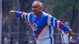 Fallece la leyenda del América Cristóbal Ortega