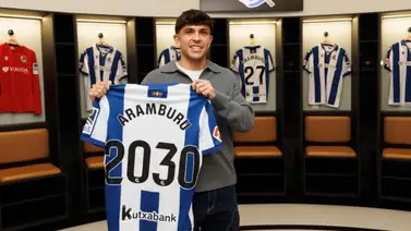Aramburu renueva con el Real Sociedad hasta el 2030 Aramburu renueva con el Real Sociedad hasta el 2030
