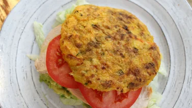 Arepa saludable de zanahoria avena  y brócoli    