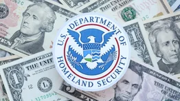 EEUU | Inmigrantes indocumentados recibirán reembolso de $600