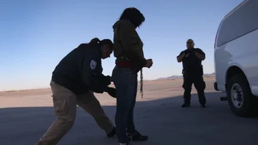 Aprueban proyecto para deportar inmigrantes con delitos menores