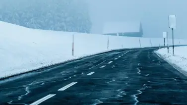 Hielo negro en Texas: Sepa qué es y cómo prevenir accidentes Hielo negro en Texas: Sepa qué es y cómo prevenir accidentes