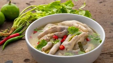 Beneficios de la sopa de patas de pollo  