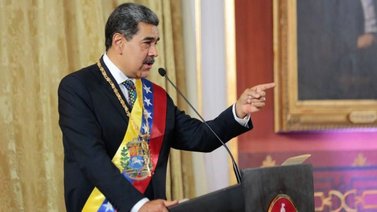 Maduro: Álvaro Uribe te espero al frente de las tropas no mandes a otros 