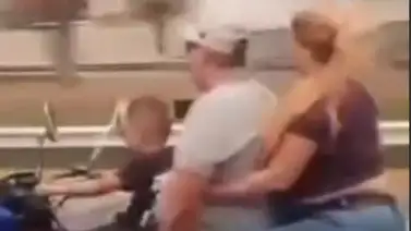 Niño es grabado conduciendo una moto en Caracas: Fiscalía se pronuncia Niño es grabado conduciendo una moto en Caracas: Fiscalía se pronuncia