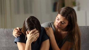 Expertos comparten frases típicas de las personas infelices 
