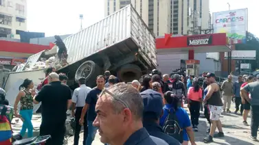 Accidente en Maripérez: Se reportan al menos cuatro muertos y múltiples heridos Accidente en Maripérez: Se reportan al menos cuatro muertos y múltiples heridos