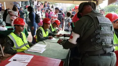 Venezuela atiende a más de 800 colombianos desplazados por conflicto entre la FARC-ELN Venezuela atiende a más de 800 colombianos desplazados por conflicto entre la FARC-ELN