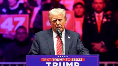 2001online - USA- Donald Trump