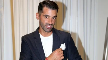 Cantante dominicana deja en la calle a Toni Costa: “¿Dónde metías a Evelyn Beltrán para hablar conmigo?” 