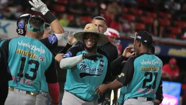Bravos apalea a Cardenales y gana el segundo de la final: la serie se muda a Margarita