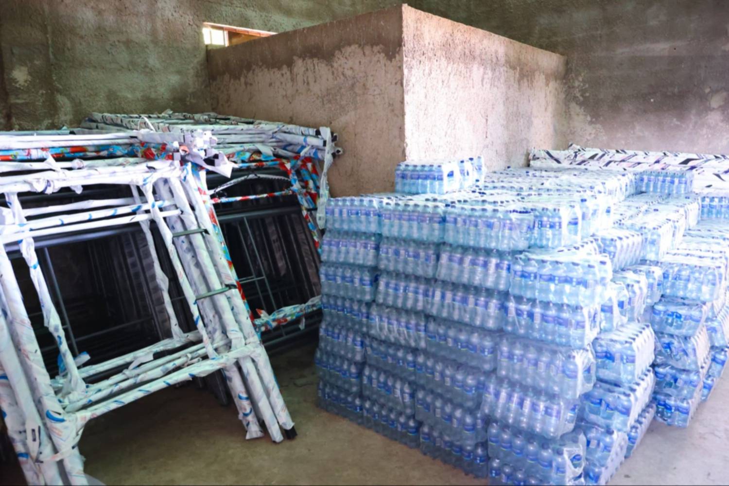 Desplazados Catatumbo: Entregan ayuda humanitaria a refugiados en el Zulia