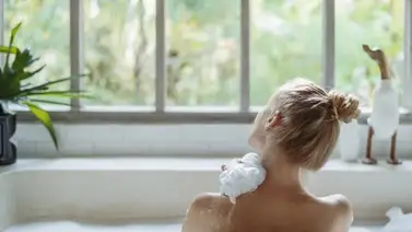 Pasos y sugerencias para cuidar la piel en la ducha  Pasos y sugerencias para cuidar la piel en la ducha