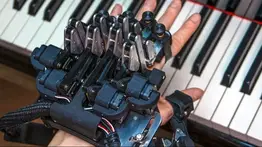 Guiando las manos: La tecnología robótica que revoluciona el piano