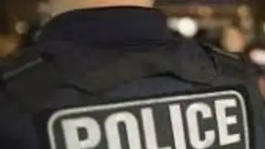 Agentes del ICE llegan a una escuela de Chicago y no logran entrar: el personal siguió los protocolos  Agentes del ICE llegan a una escuela de Chicago y no logran entrar: el personal siguió los protocolos