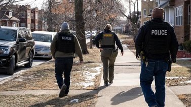 Actualizan detalles sobre los arrestos a inmigrantes en Chicago: "Están persiguiendo a personas que respetan la ley"