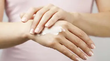 Aprende a preparar una exfoliante casera para manos y pies Aprende a preparar una exfoliante casera para manos y pies