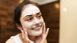 ¿Sal o azúcar?: Exfoliantes naturales que puedes elegir según tu tipo de piel 