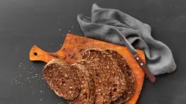 Pan casero integral de espelta y centeno: un alimento rico en fibra, proteínas y vitaminas