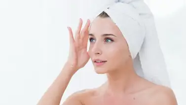 Hieloterapia facial: aprende a realizarte esta técnica natural que mejora la circulación sanguínea y estimula el colágeno Hieloterapia facial: aprende a realizarte esta técnica natural que mejora la circulación sanguínea y estimula el colágeno