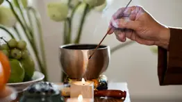 Tres rituales fáciles y rápidos que armonizan la energía del hogar: así debes realizarlos