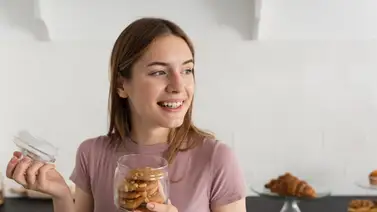 Evita picar entre comidas: trucos que te ayudan a controlar lo que consumes durante el día Evita picar entre comidas: trucos que te ayudan a controlar lo que consumes durante el día