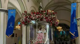 Bancamiga entrega 3.000 tarjetas de la Divina Pastora 