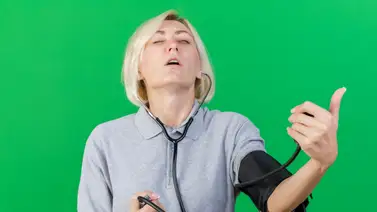 Regula el nivel de presión arterial con este remedio casero a base de coco: así debes ingerirlo para aprovechar su efecto Regula el nivel de presión arterial con este remedio casero a base de coco: así debes ingerirlo para aprovechar su efecto