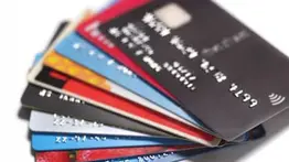 Consejos para proteger la tarjeta de débito: alternativas de pago por si está bloqueada