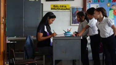 Formalizan la titularidad de más de mil docentes en esta entidad venezolana Formalizan la titularidad de más de mil docentes en esta entidad venezolana