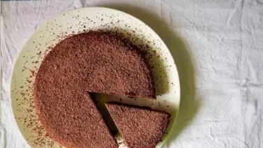 Elabora una deliciosa torta de chocolate sin harina y sin azúcar Elabora una deliciosa torta de chocolate sin harina y sin azúcar