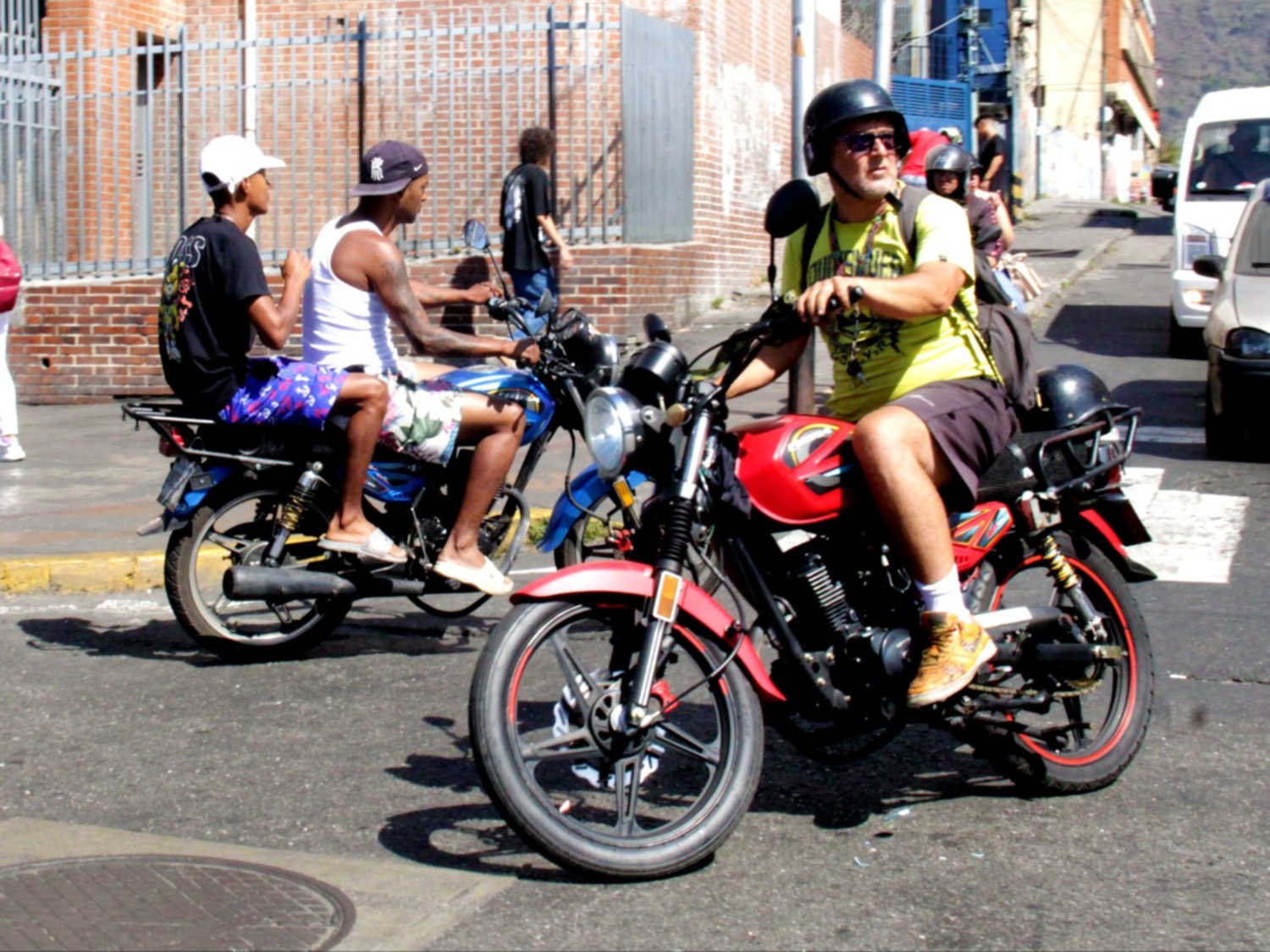 2001online - Venezuela - cascos motos
