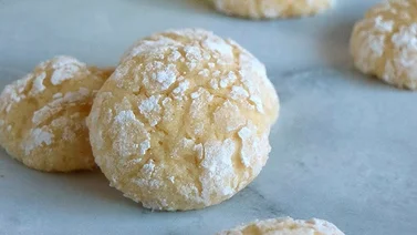 Aprende a preparar unas crujientes galletas de limón y yogurt