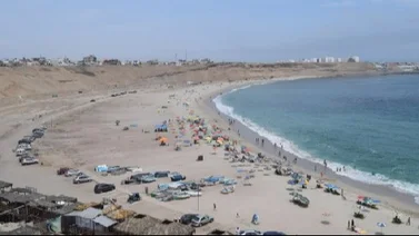 Acusan a venezolanos por extorsión en playas de Perú: Exigen pagos a comerciantes y turistas para su ingreso