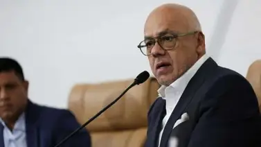 Jorge Rodríguez: Guaidó tiene tres locales nocturnos, 200 taxis en España y cuentas en Portugal Jorge Rodríguez: Guaidó tiene tres locales nocturnos, 200 taxis en España y cuentas en Portugal