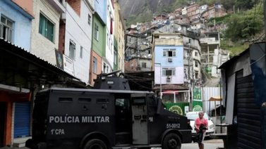 Al mejor estilo de Ciudad de Dios: tiroteo de película protagonizan la policía y el narcotráfico en Brasil