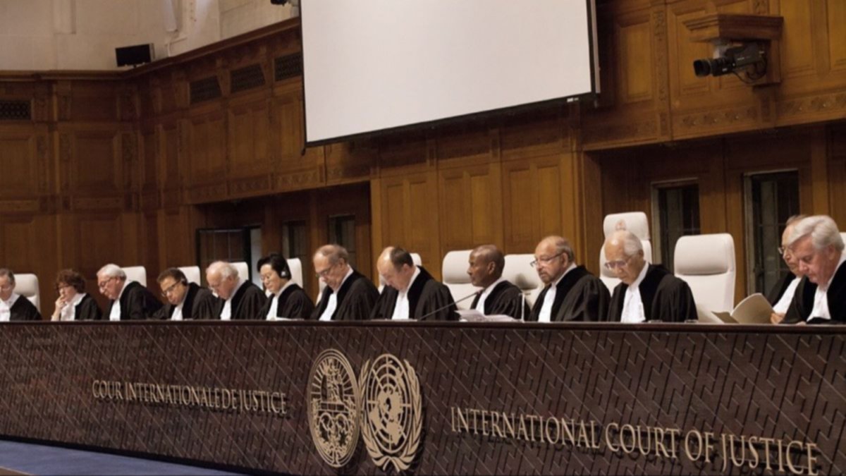 Trump arremete por segunda vez contra la Corte Penal Internacional: esta vez las sanciones son para el fiscal Khan