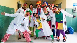 Doctor Yaso Valencia se encuentra en la búsqueda de nuevos voluntarios: el único requisito es ser mayor de edad