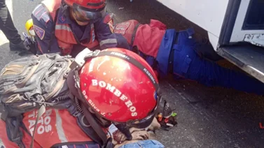 Una mujer pierde la vida: choque entre motorizado y camioneta por puesto en la carretera Panamericana  en Caracas