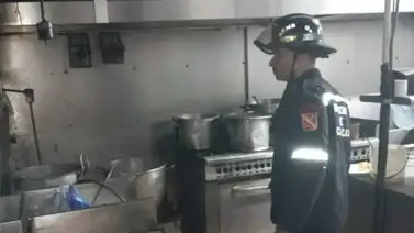 Incendio de restaurante en la avenida Rómulo Gallegos: Se originó en la campana de la cocina Incendio de restaurante en la avenida Rómulo Gallegos: Se originó en la campana de la cocina