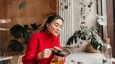 Beber té de esta planta mejora la digestión y potencia la memoria Beber té de esta planta mejora la digestión y potencia la memoria