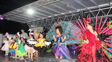 2001online - La Guaira - Carnaval 2001online - La Guaira - Carnaval