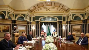 Estados Unidos y Rusia retoman sus relaciones diplomáticas: Buscan acabar la guerra en Ucrania Estados Unidos y Rusia retoman sus relaciones diplomáticas: Buscan acabar la guerra en Ucrania