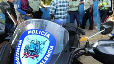 Detienen a un hombre por provocar incendio en Valencia: Quemaba cauchos en espacios públicos Detienen a un hombre por provocar incendio en Valencia: Quemaba cauchos en espacios públicos