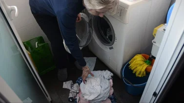 Cómo ahorrar hasta 40% en la factura de electricidad si cambias la hora para usar la lavadora 