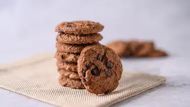 Deliciosas galletas de chocolate cinco ingredientes Deliciosas galletas de chocolate cinco ingredientes