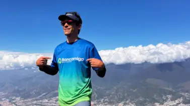 Bancamiga acompañó a Raúl Penso a sobrevolar el Pico Bolívar Bancamiga acompañó a Raúl Penso a sobrevolar el Pico Bolívar