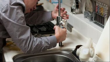 Ofrecen empleo en Nueva York para personas que hablen español por $25 la hora: no se requiere experiencia
