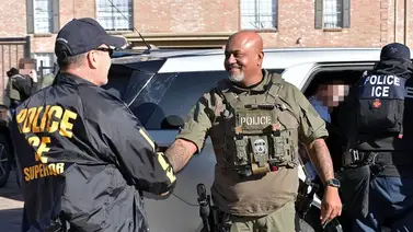 ICE revive programa para detener a inmigrantes en las calles: Había sido eliminado por prácticas discriminatorias ICE revive programa para detener a inmigrantes en las calles: Había sido eliminado por prácticas discriminatorias